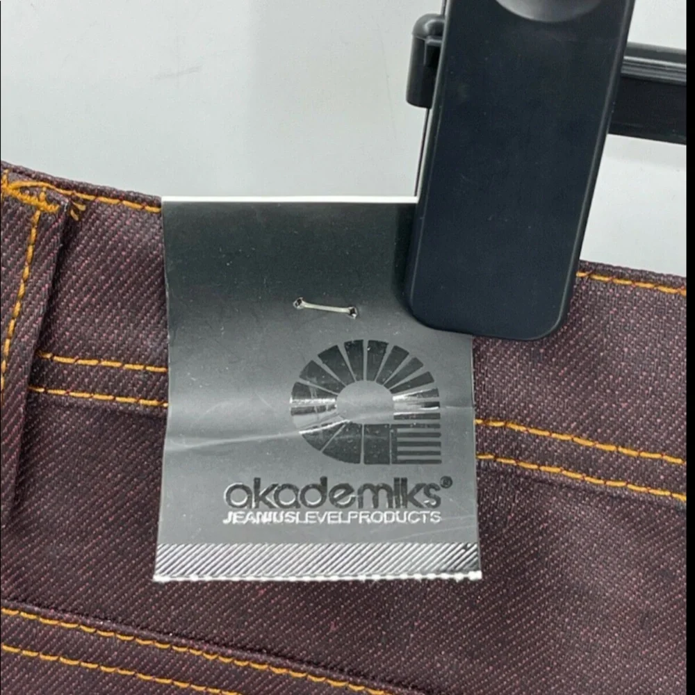 Akademiks Men’s Wax Jeans (NWT) - Picture 3 of 4